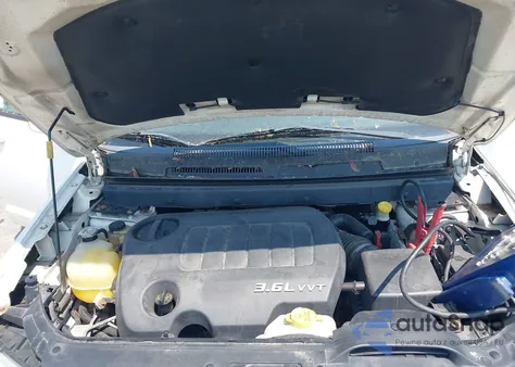 2011 Dodge Journey Mainstreet z USA, uszkodzony, nr VIN 3D4PH1FG8BT559242